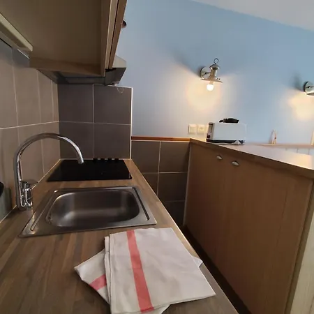 Appart hôtel Argousiers 122 *